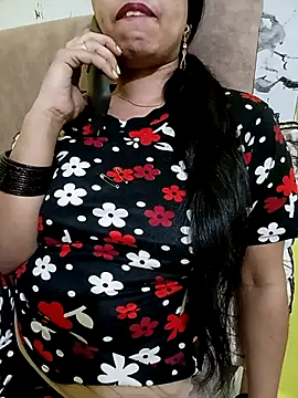 Snapshot of Haniya-143 chatting on 13, 11, 2025 Haniya-143 online show from 13, 11, 2025