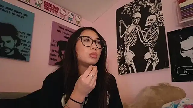 tokyobaby online show from 28, 9, 2025