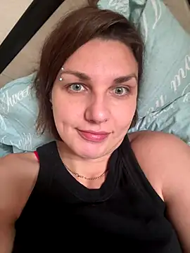 Snapshot of Magic__smile chatting on 14, 10, 2025 Magic smile online show from 14, 10, 2025