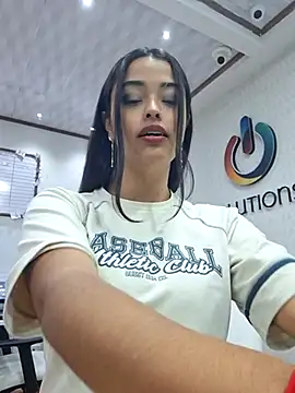 Snapshot of Ariana_Pierce chatting on 7, 2, 2025 Ariana Pierce online show from 7, 2, 2025
