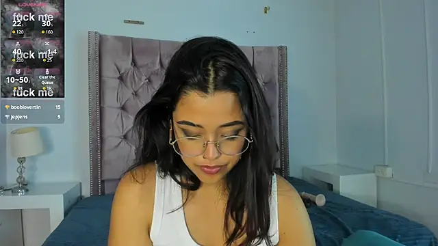 Snapshot of Ariana_Pierce chatting on 7, 2, 2025 Ariana Pierce online show from 7, 2, 2025