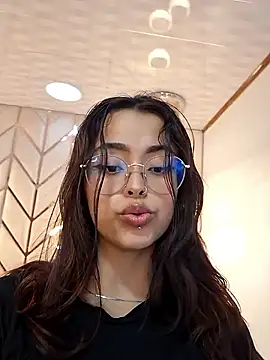 Snapshot of Ariana_Pierce chatting on 27, 2, 2025 Ariana Pierce online show from 27, 2, 2025