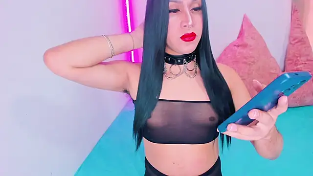 Snapshot of Candace_Queen chatting on 23, 4, 2026 Candace Queen online show from 23, 4, 2026