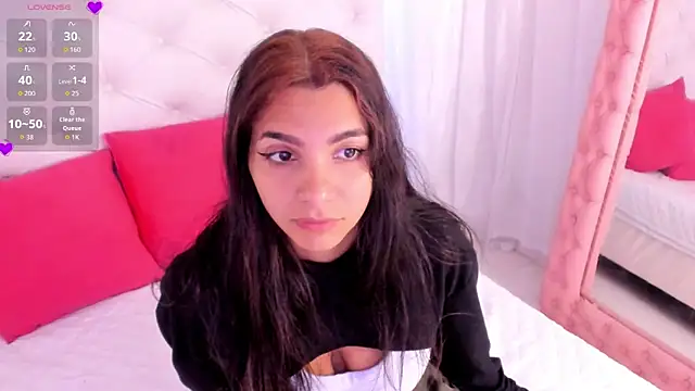 Snapshot of anchela-garcia1 chatting on 6, 10, 2025 anchela-garcia1 online show from 6, 10, 2025