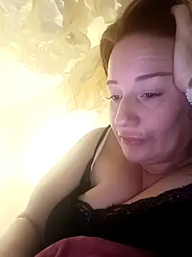 Snapshot of Engel_mia chatting on 13, 2, 2025 Engel mia online show from 13, 2, 2025