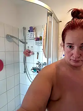 Snapshot of Engel_mia chatting on 12, 9, 2025 Engel mia online show from 12, 9, 2025