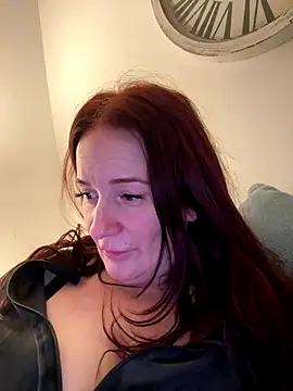 Snapshot of Engel_mia chatting on 25, 11, 2025 Engel mia online show from 25, 11, 2025