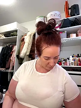 Snapshot of Engel_mia chatting on 3, 12, 2025 Engel mia online show from 3, 12, 2025