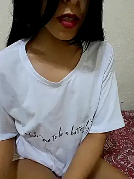 Snapshot of Linda-53 chatting on 8, 3, 2025 Linda-53 online show from 8, 3, 2025