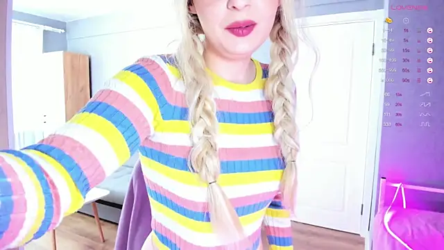 Snapshot of Amy_honey_angel chatting on 13, 5, 2026 Amy honey angel online show from 13, 5, 2026