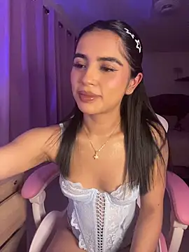 Emily-14 online show from 19, 7, 2026