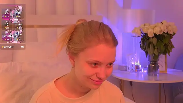 Snapshot of DorisHell chatting on 13, 11, 2025 DorisHell online show from 13, 11, 2025