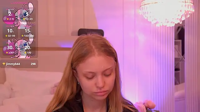 Snapshot of DorisHell chatting on 16, 11, 2025 DorisHell online show from 16, 11, 2025