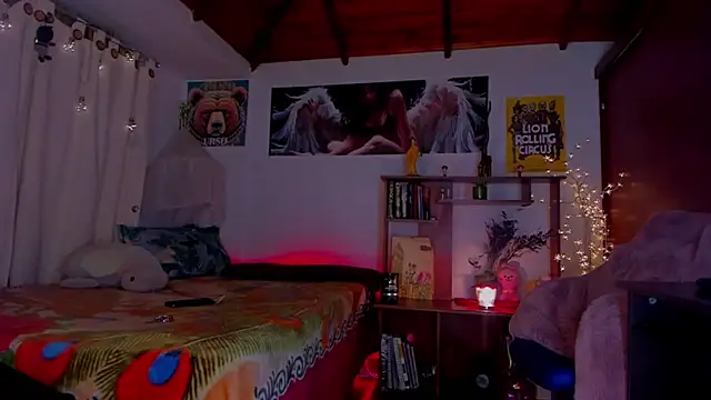 cuteweed420 online show from 18, 2, 2025