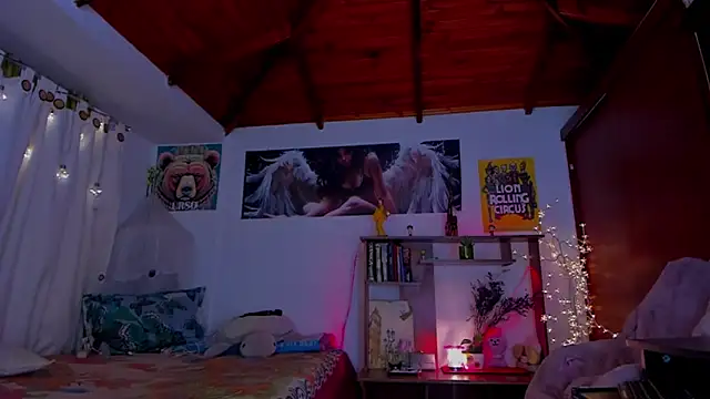 cuteweed420 online show from 23, 2, 2025