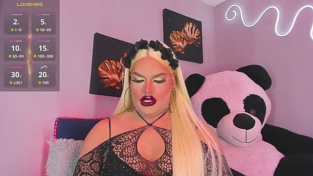 Snapshot of Missisabella_ chatting on 19, 9, 2025 Missisabella online show from 19, 9, 2025