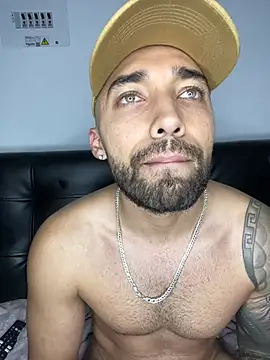 Sweet and caramel online show from 6, 2, 2025