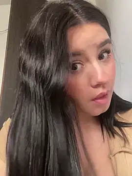 SaraBraun  online show from 13, 2, 2025