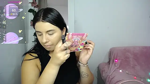 SaraBraun  online show from 9, 3, 2025