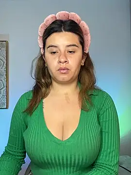 SaraBraun  online show from 12, 7, 2026