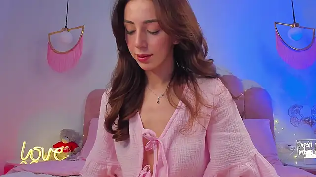 ElsaYoung online show from 14, 3, 2025