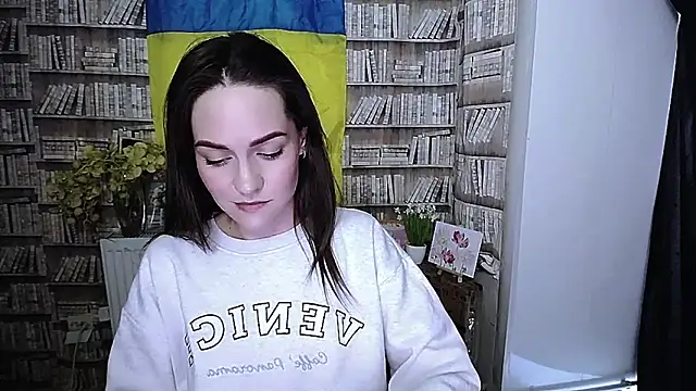 Snapshot of Lina_Star_S chatting on 15, 11, 2025 Lina Star S online show from 15, 11, 2025