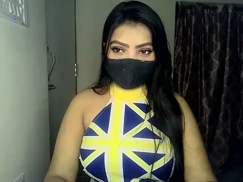 Snapshot of ishi_Beauty chatting on 11, 10, 2025 ishi Beauty online show from 11, 10, 2025