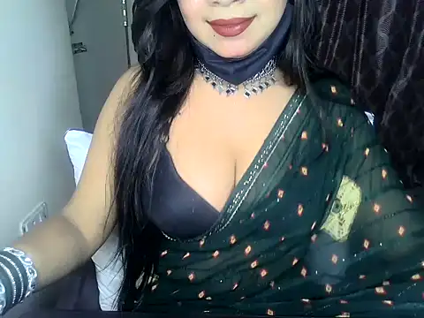 Snapshot of ishi_Beauty chatting on 30, 10, 2025 ishi Beauty online show from 30, 10, 2025