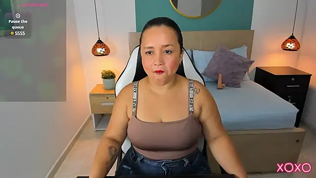 Snapshot of linda_rios_ chatting on 8, 2, 2025 linda rios online show from 8, 2, 2025