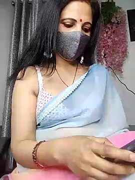 Snapshot of sexy_bhabhi69 chatting on 5, 2, 2025 sexy bhabhi69 online show from 5, 2, 2025