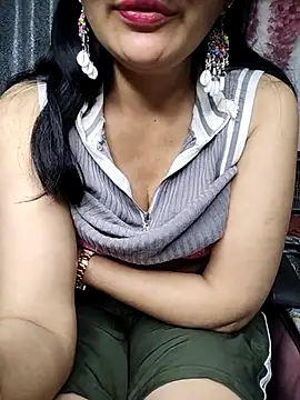 Snapshot of sexy_bhabhi69 chatting on 22, 3, 2025 sexy bhabhi69 online show from 22, 3, 2025