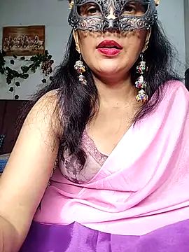 Snapshot of sexy_bhabhi69 chatting on 8, 9, 2025 sexy bhabhi69 online show from 8, 9, 2025