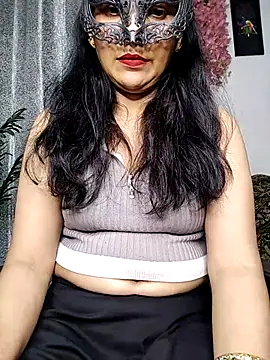 Snapshot of sexy_bhabhi69 chatting on 3, 11, 2025 sexy bhabhi69 online show from 3, 11, 2025