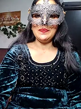 Snapshot of sexy_bhabhi69 chatting on 21, 11, 2025 sexy bhabhi69 online show from 21, 11, 2025