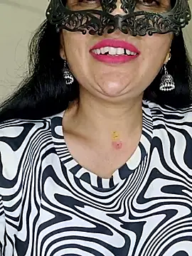 Snapshot of sexy_bhabhi69 chatting on 21, 5, 2026 sexy bhabhi69 online show from 21, 5, 2026