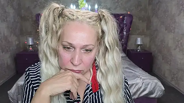 Snapshot of Penelope_Pinky chatting on 3, 1, 2025 Penelope Pinky online show from 3, 1, 2025