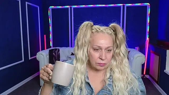 Snapshot of Penelope_Pinky chatting on 7, 1, 2025 Penelope Pinky online show from 7, 1, 2025