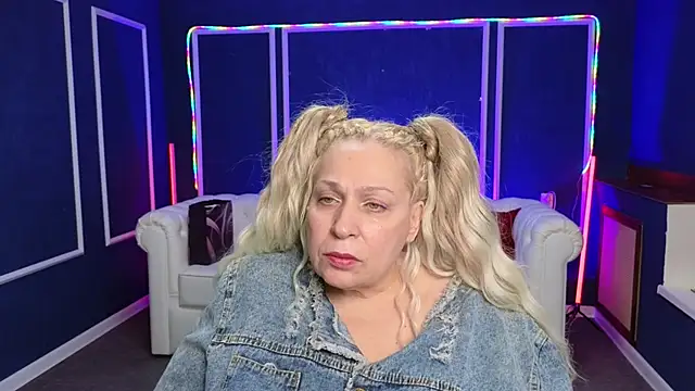 Snapshot of Penelope_Pinky chatting on 7, 1, 2025 Penelope Pinky online show from 7, 1, 2025