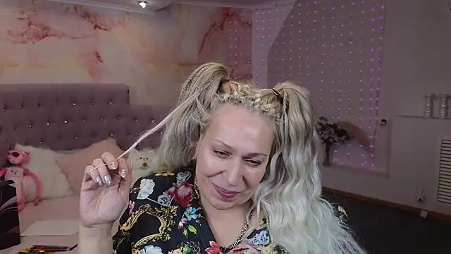 Snapshot of Penelope_Pinky chatting on 15, 1, 2025 Penelope Pinky online show from 15, 1, 2025