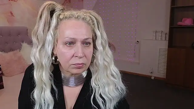 Snapshot of Penelope_Pinky chatting on 22, 1, 2025 Penelope Pinky online show from 22, 1, 2025