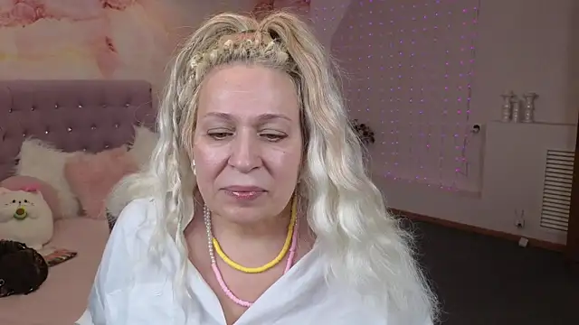 Snapshot of Penelope_Pinky chatting on 23, 1, 2025 Penelope Pinky online show from 23, 1, 2025