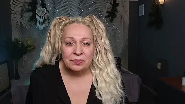 Snapshot of Penelope_Pinky chatting on 27, 1, 2025 Penelope Pinky online show from 27, 1, 2025