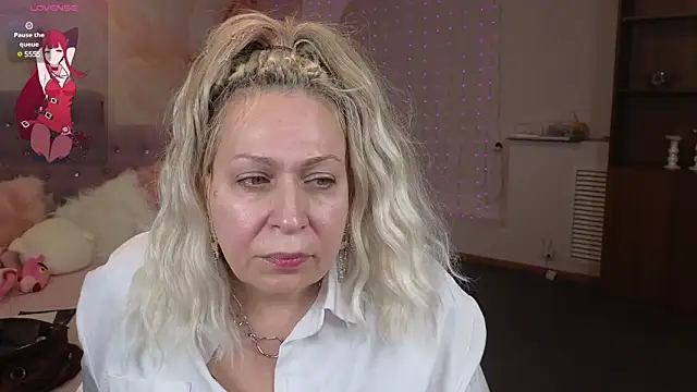 Snapshot of Penelope_Pinky chatting on 7, 2, 2025 Penelope Pinky online show from 7, 2, 2025