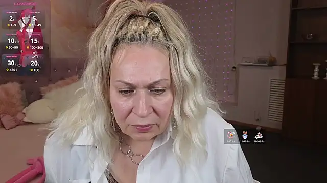 Snapshot of Penelope_Pinky chatting on 7, 2, 2025 Penelope Pinky online show from 7, 2, 2025