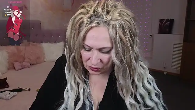 Snapshot of Penelope_Pinky chatting on 9, 2, 2025 Penelope Pinky online show from 9, 2, 2025