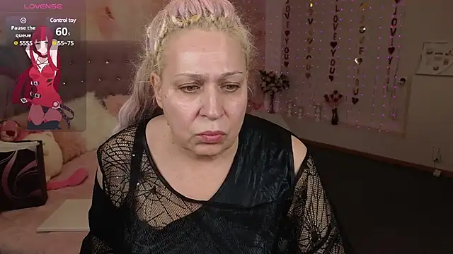 Snapshot of Penelope_Pinky chatting on 10, 3, 2025 Penelope Pinky online show from 10, 3, 2025