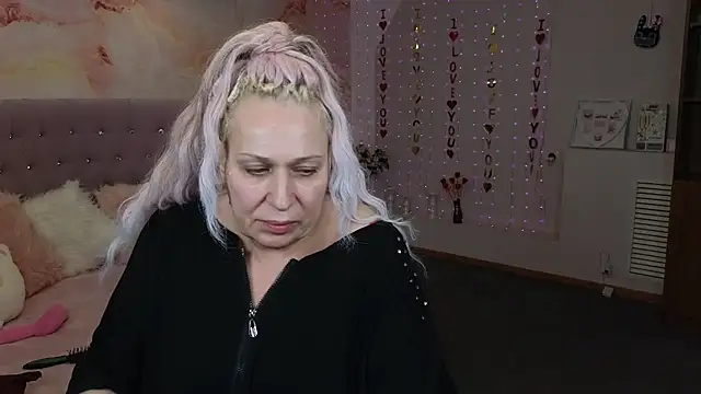 Snapshot of Penelope_Pinky chatting on 10, 3, 2025 Penelope Pinky online show from 10, 3, 2025