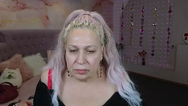 Snapshot of Penelope_Pinky chatting on 12, 3, 2025 Penelope Pinky online show from 12, 3, 2025