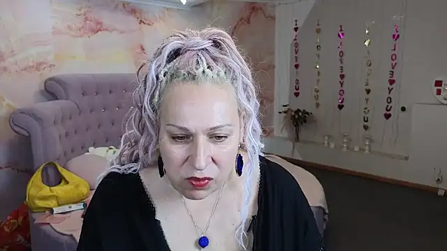 Snapshot of Penelope_Pinky chatting on 17, 9, 2025 Penelope Pinky online show from 17, 9, 2025