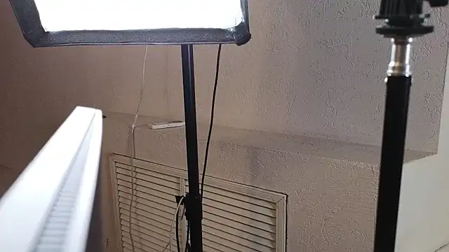 Snapshot of Penelope_Pinky chatting on 13, 10, 2025 Penelope Pinky online show from 13, 10, 2025